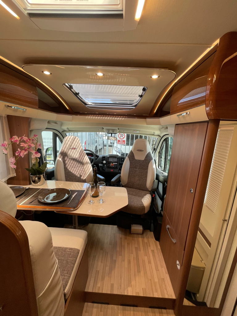 LMC PASSION T673G ENKELE BEDDEN AUTOMAAT XXL-GARAGE foto: 17