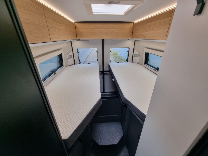 Adria Twin 640 SLB 60 Years Edition Foto: 20