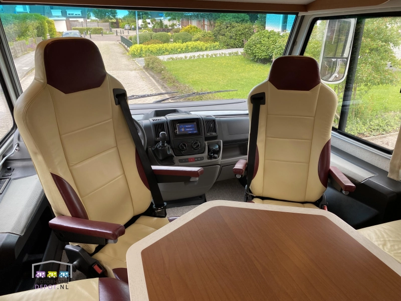Niesmann+Bischoff Arto 64 GL | Autocaravana NL 1er Propietario foto: 8