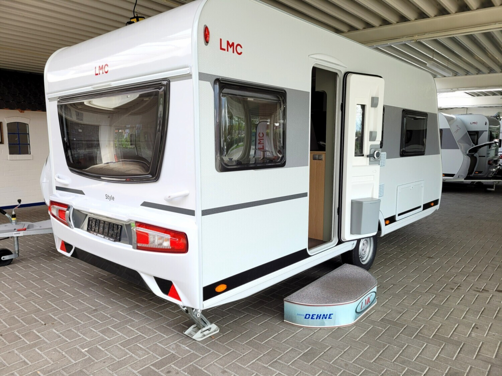 LMC Caravans Style 460E