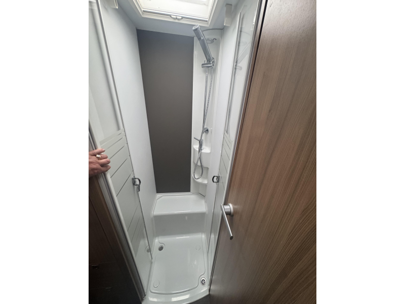 Adria Coral XL Plus A 670 SL  foto: 20