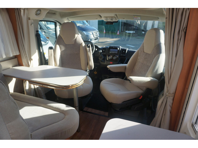 Hymer Exsis Van 374 foto: 9