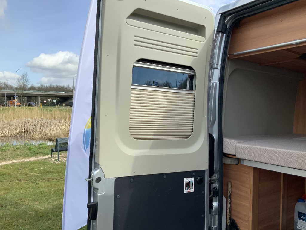 P&ouml;ssl Summit 600 Kastenwagen, 2.3 160 PS, mit Steuerkette, Querbett, Motorklimaanlage, Drehsitze, Bj. 2018 Camperzentrum unterwegs Marum Foto: 24