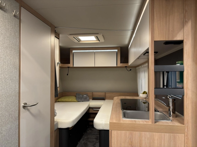 Knaus Sport 500 EU !! BED VAN 210CM LANG !!! 