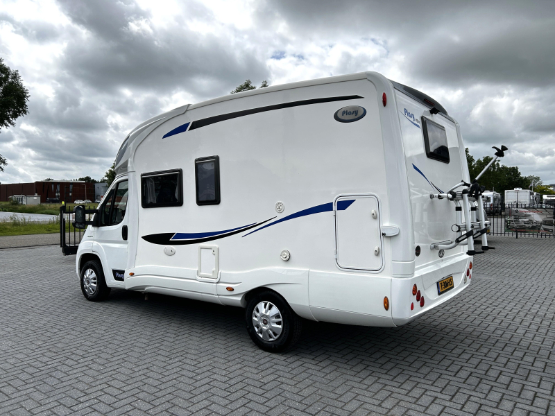 P.L.A. Camper Plasy 63 HP Dwarsbed/Hefbed/2016/6.2M  foto: 3