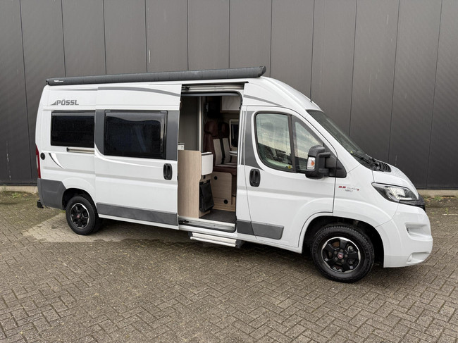 Pössl Roadstar 600L Automaat Lengtebedden foto: 2