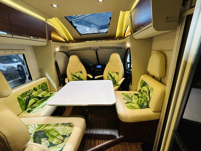 Adria MATRIX M 670SL PLUS Met enkele bedden en slechts 65.000 Km! foto: 15