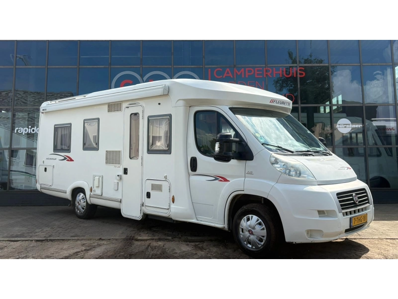 Fleurette Migrateur 73 LM Cama Queen, Aire Acondicionado, Comedor foto: 1