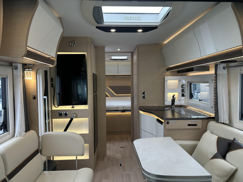Rapido M 96 4.500 kg, Levelsysteem  foto: 14