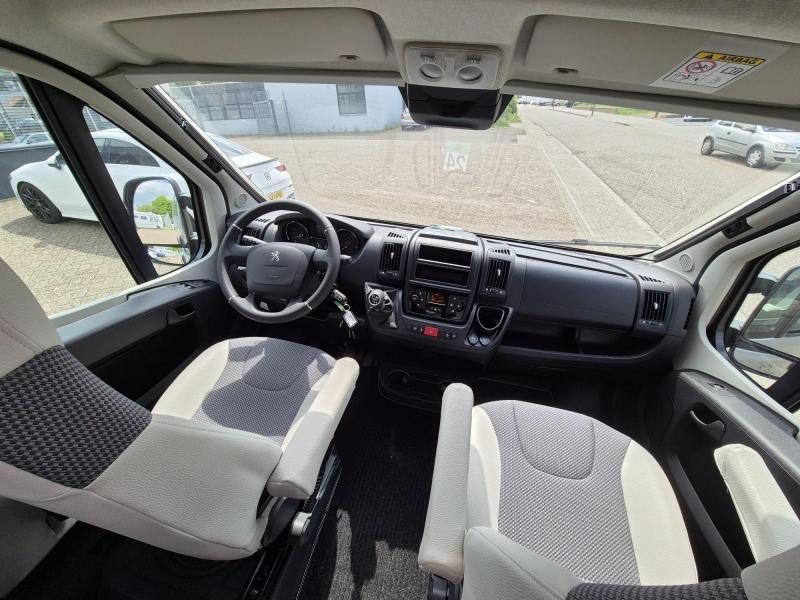 VANTourer 600 D Hubbett 2x Klimaanlage BD93 Foto: 5