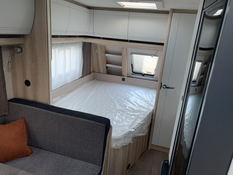 Hobby De Luxe 400 SFE Model 2026  foto: 2