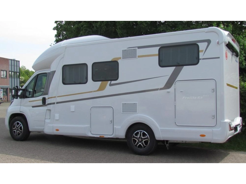 Eura Mobil Profila RS 695 EB L/H-bed, automatic photo: 11