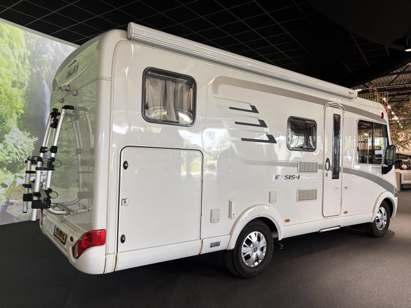 Hymer Exsis-I 474 zonnepaneel / bearlock  foto: 4