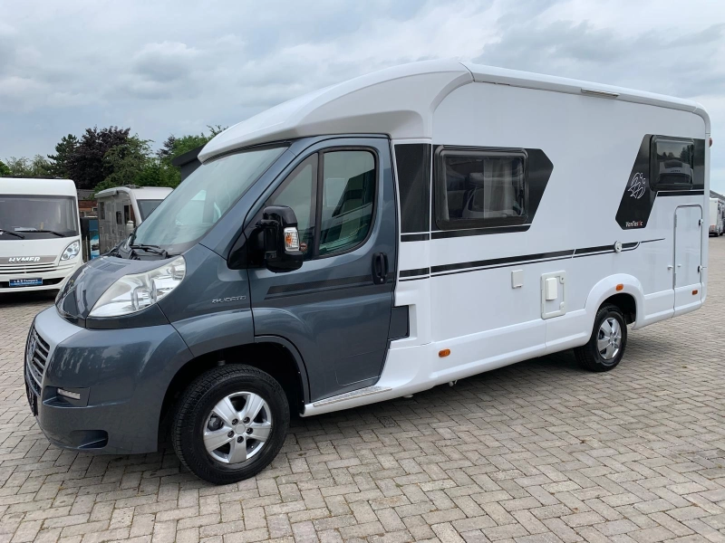 Knaus Vansation 600 TI Enkele Bedden Garage  foto: 1