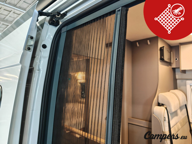 LMC INNOVAN 600 140PK Skyroof , Solar, Facelift foto: 15