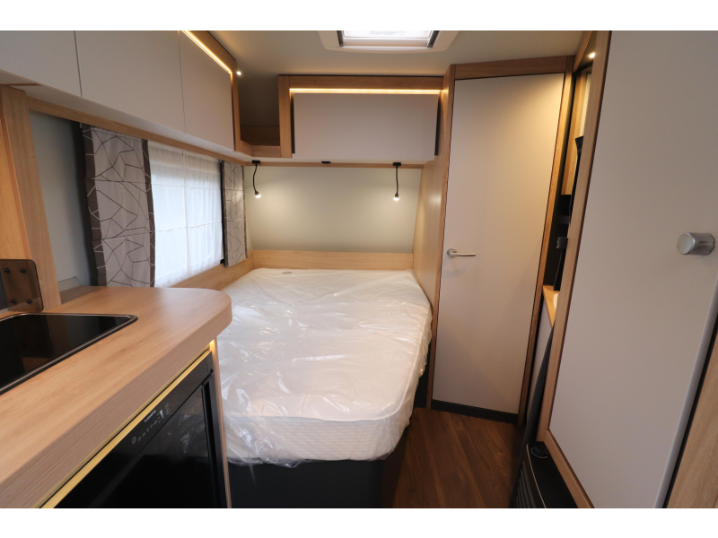 Knaus Sport Platinum 450 FU AKTION - 200 Foto: 12