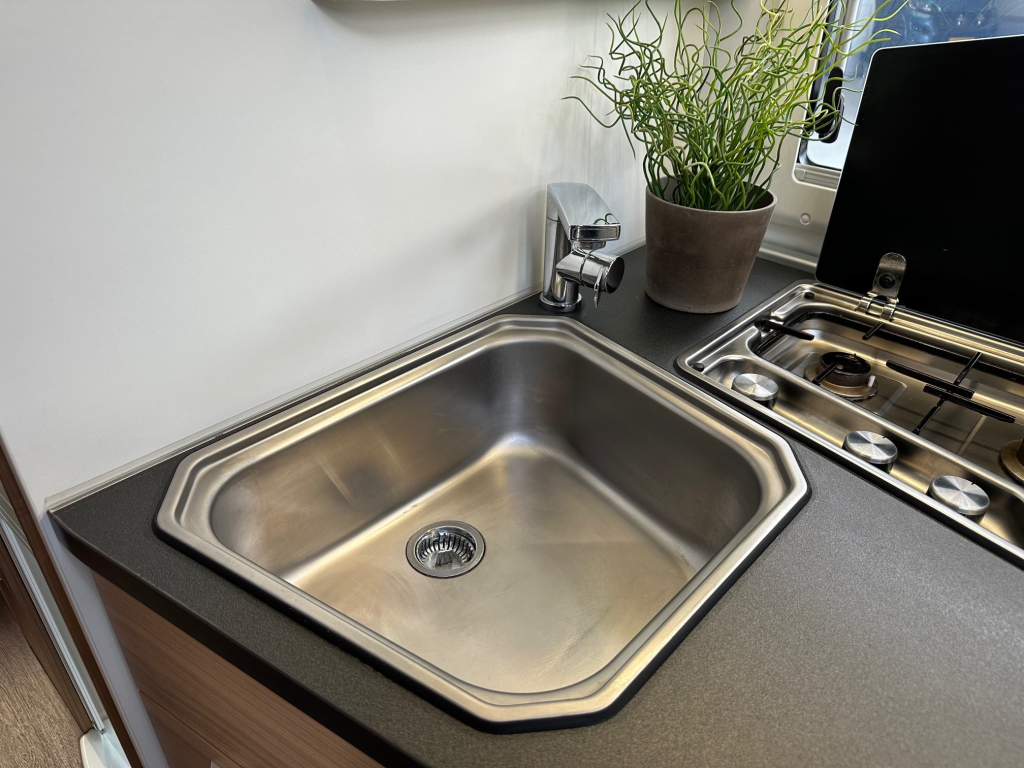 ADRIA CORAL 670 SL AXESS foto: 16