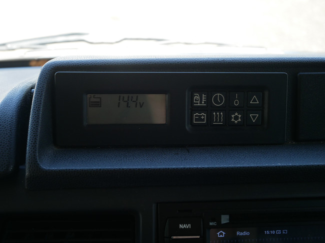 Ford Nugget, Vast Hoogdak, 5 Zit / 4 Slaapplaatsen foto: 20