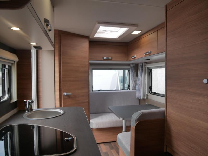 Weinsberg CaraOne 390 QD Incl. voortent  foto: 12