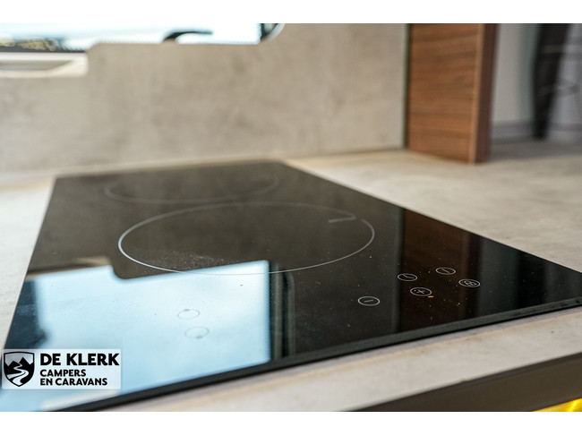 Knaus SPORT 450 FU E- POWER Christmas Special foto: 15