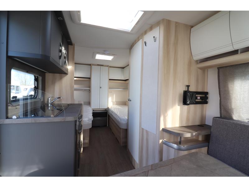 Hobby De Luxe 460 LU MODEL 2026 - 1500KG - 240  foto: 8