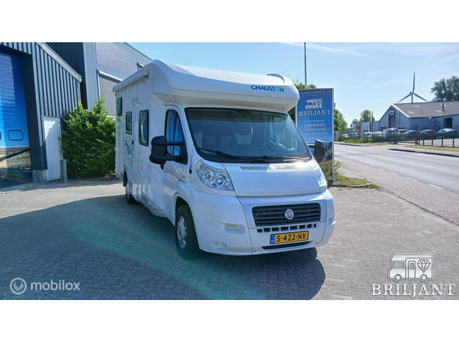 Chausson FLASH 16 ... 2011 cama transversal/cama elevable foto: 1