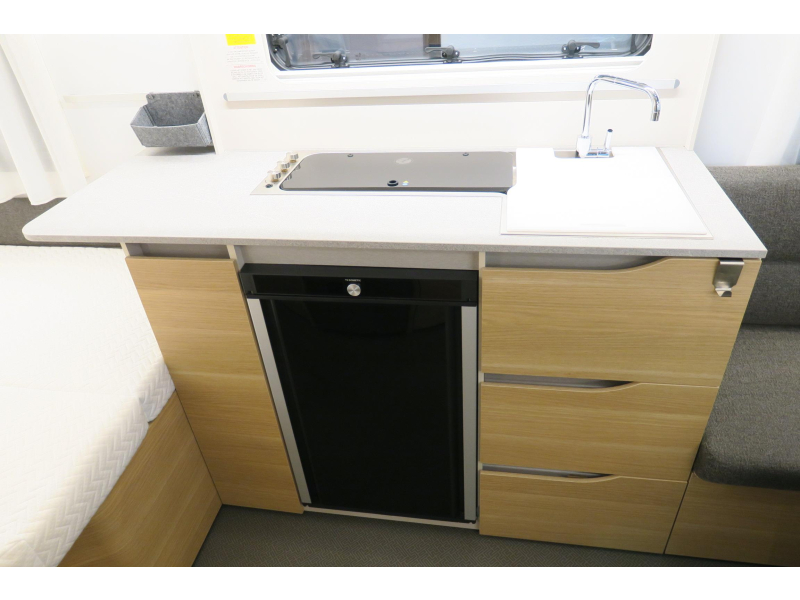 Adria Adora 462 PU CASSETTELUIF+MOVER+VLOERV  foto: 7