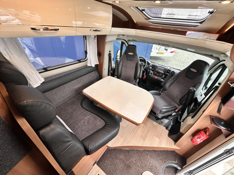 LMC Passion T 663 G 2000€ gratis extra opties  foto: 20