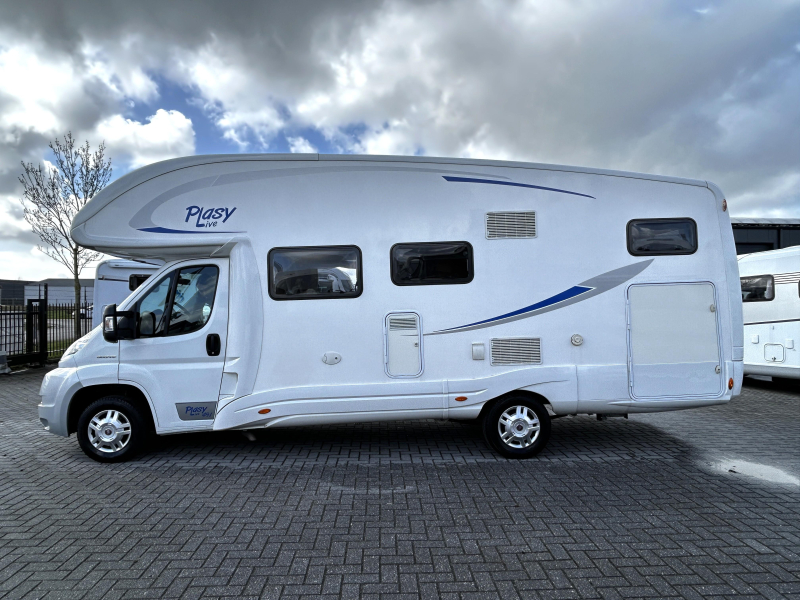 P.L.A. Camper Plasy 491 Dwarsbed/Euro-5/2013/7.2m  foto: 4