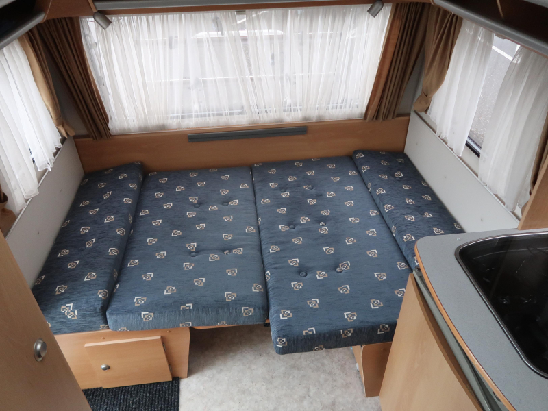 Kip Navigator 44 TDB MET MOVER EM VOORTENT  foto: 3