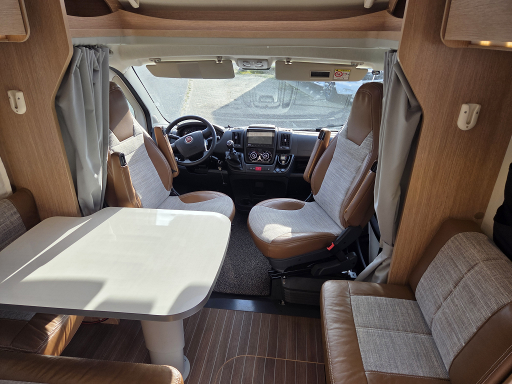 Sunlight T69i 2018 Fiat 150 PS Queensbett Foto: 21