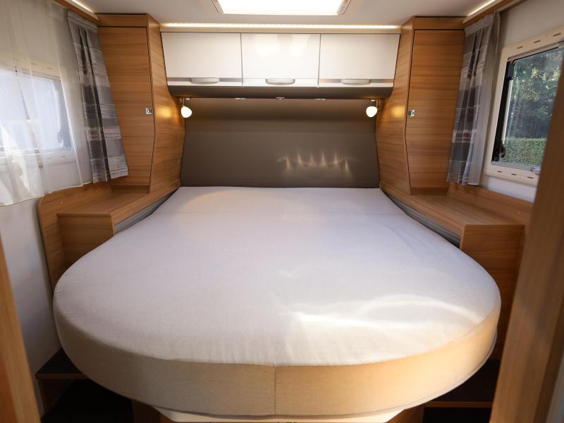 Adria Matrix Newline 670 SC Queensbed + hefbed  foto: 9
