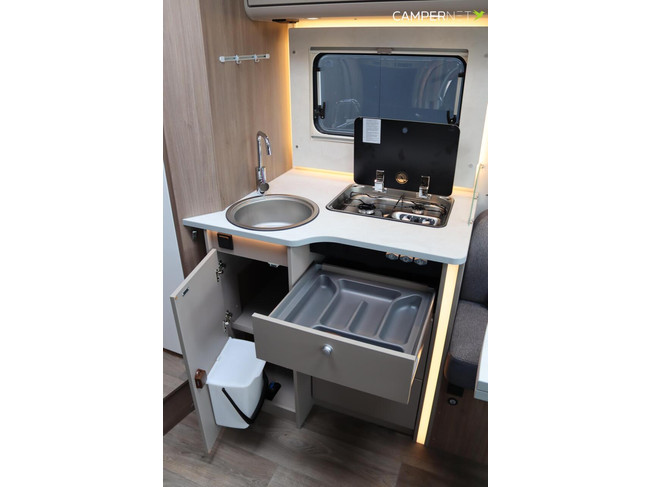 Carado T457 140hp Automatic | Single beds | Face to Face | Pro + Package | Thule awning | Separate shower | Large refrigerator | Light alloy photo: 11