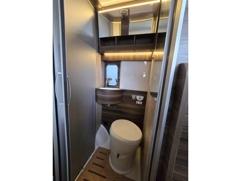Laika Ecovip 540 CV Compacte buscamper Hefdak  foto: 12