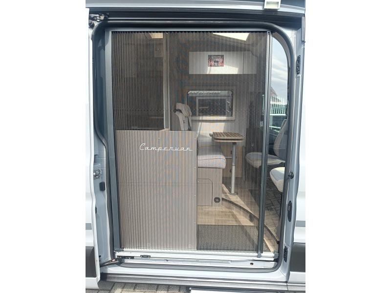 LMC Innovan 590 Dakar Edition foto: 9
