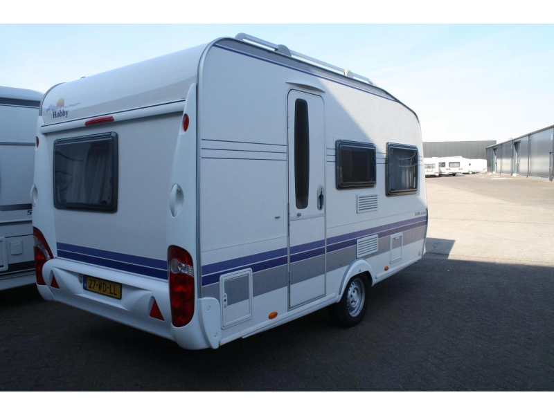 Hobby De Luxe 400 SF  foto: 2