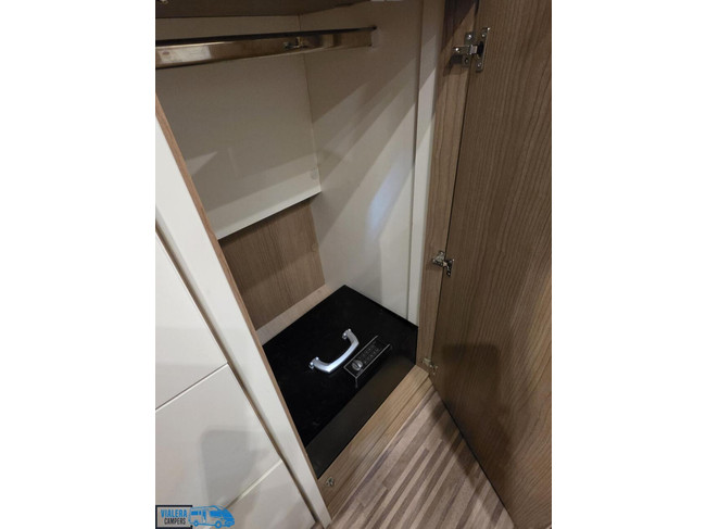 Carthago Malibu Van 600 DB foto: 14