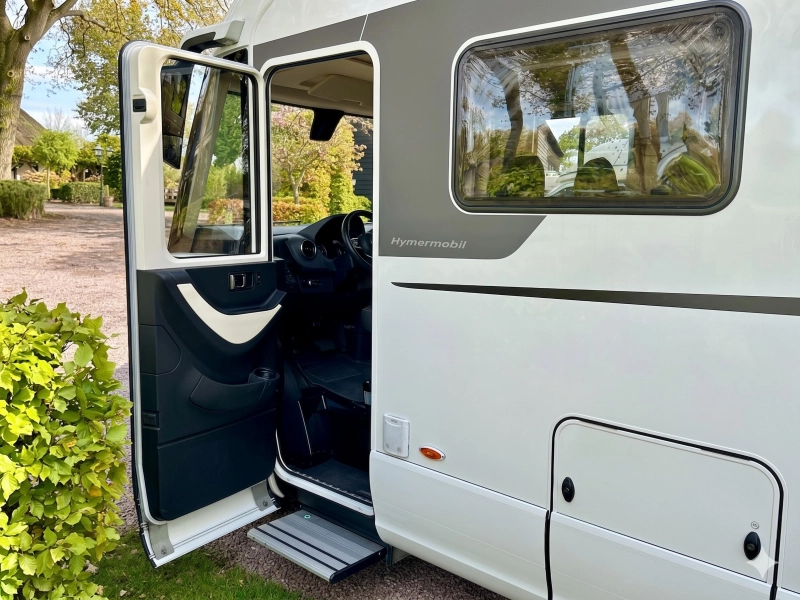 Hymer BML I 790 |Autom&aacute;tico | Litio | QB foto: 2