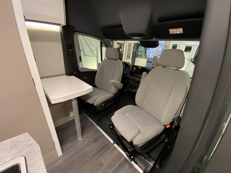 Frankia Yucon 6.0 GD 4x4 L&auml;ngsbetten Offroad Foto: 9