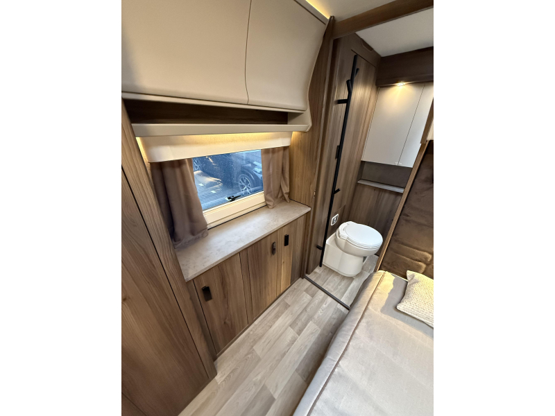 Kabe Imperial 740 TDL Modelo 2026 - Dise&ntilde;o E5 foto: 13