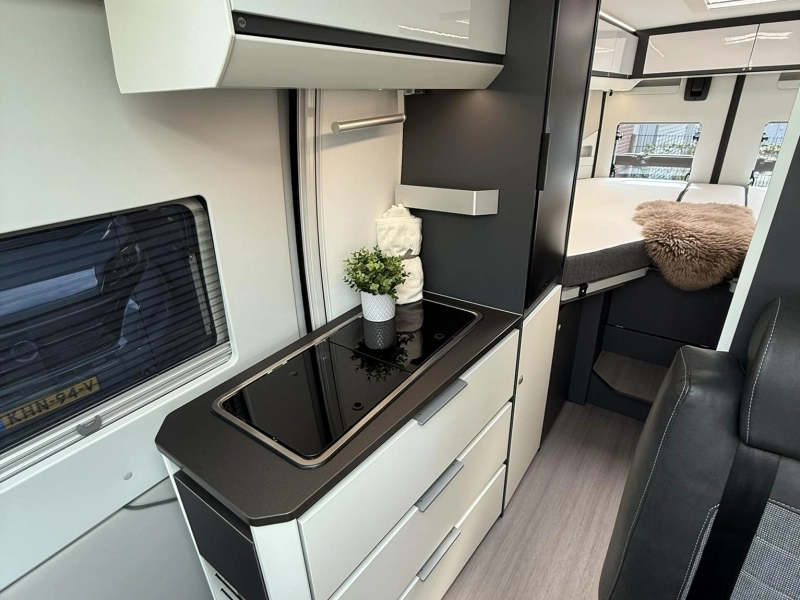 Adria Twin 640 SLB Supreme Automaat 160pk  foto: 18