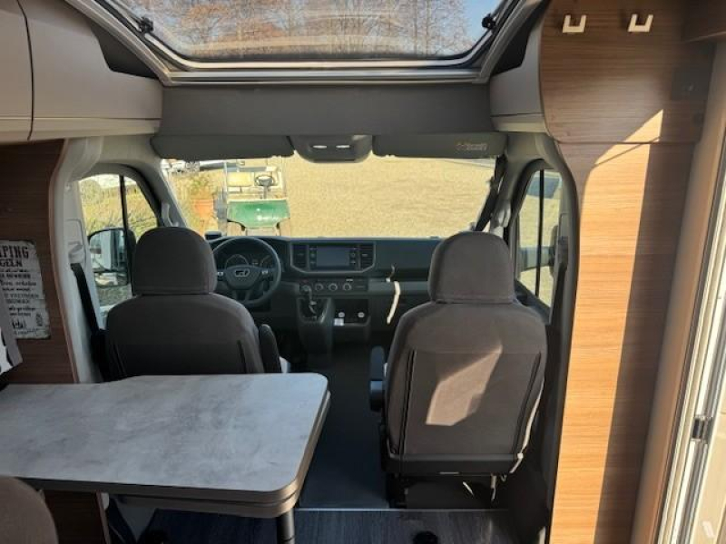 Knaus Van TI Man 640 MEG meegespoten bumpers  foto: 13