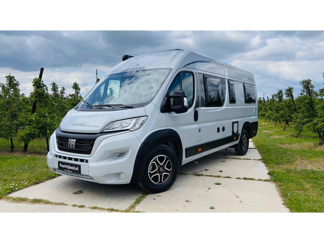 Pössl Roadcruiser 2025 Automaat / Nieuwstaat / Buscamper foto: 2