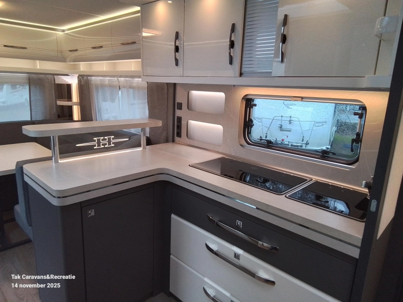 Hobby Excellent 560 CFE Modelo 2026 Gran Asiento en C foto: 4
