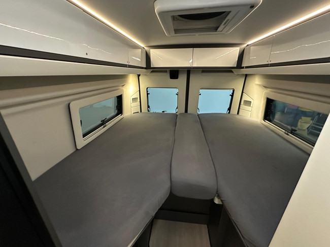Adria Twin Supreme 640 SLB foto: 4