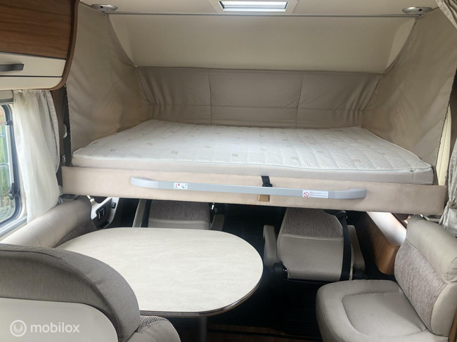 Hymer B-588 Premium Line 150-PS EURO6 Integriert 2x Einzelbetten & Hubbett, XXL-Garage, Volle Optionen! Foto: 2