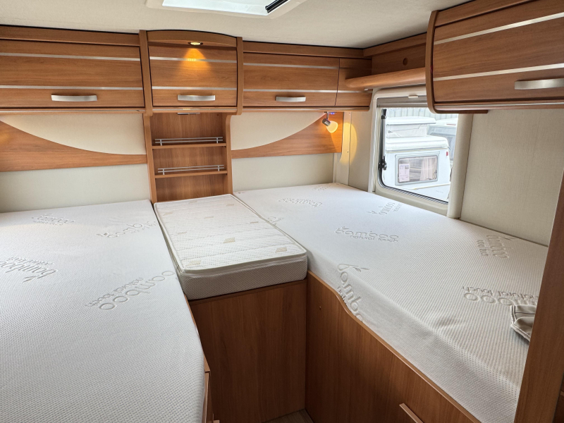 Hymer ML-T 580 - lits jumeaux photo: 15