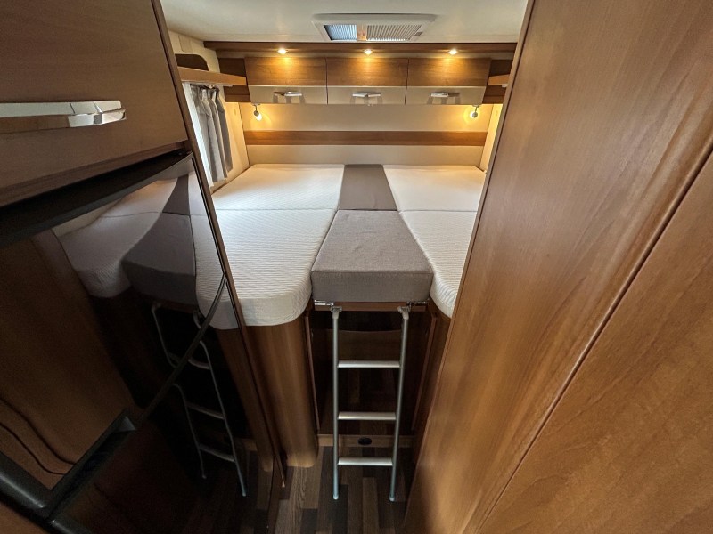 Knaus Van I 600 ME Hefbed, Solar, Schotel  foto: 17