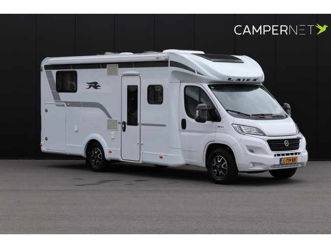 Laika caravans s.p.a. KOSMO 509L 160pk Automaat | Lengtebedden | Gescheiden douche | LPG installatie | Zonnepanelen | Bearlock | Luife foto: 0