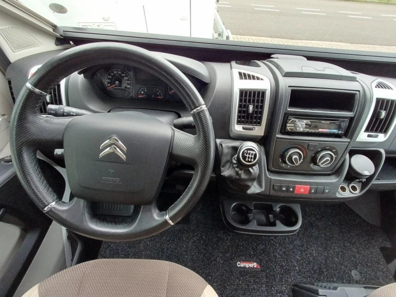 Adria Matrix M 670 SL Prima onderhouden camper  foto: 22